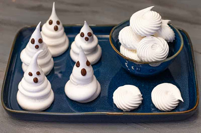 fantasmas de merengue suizo derretir chocolate